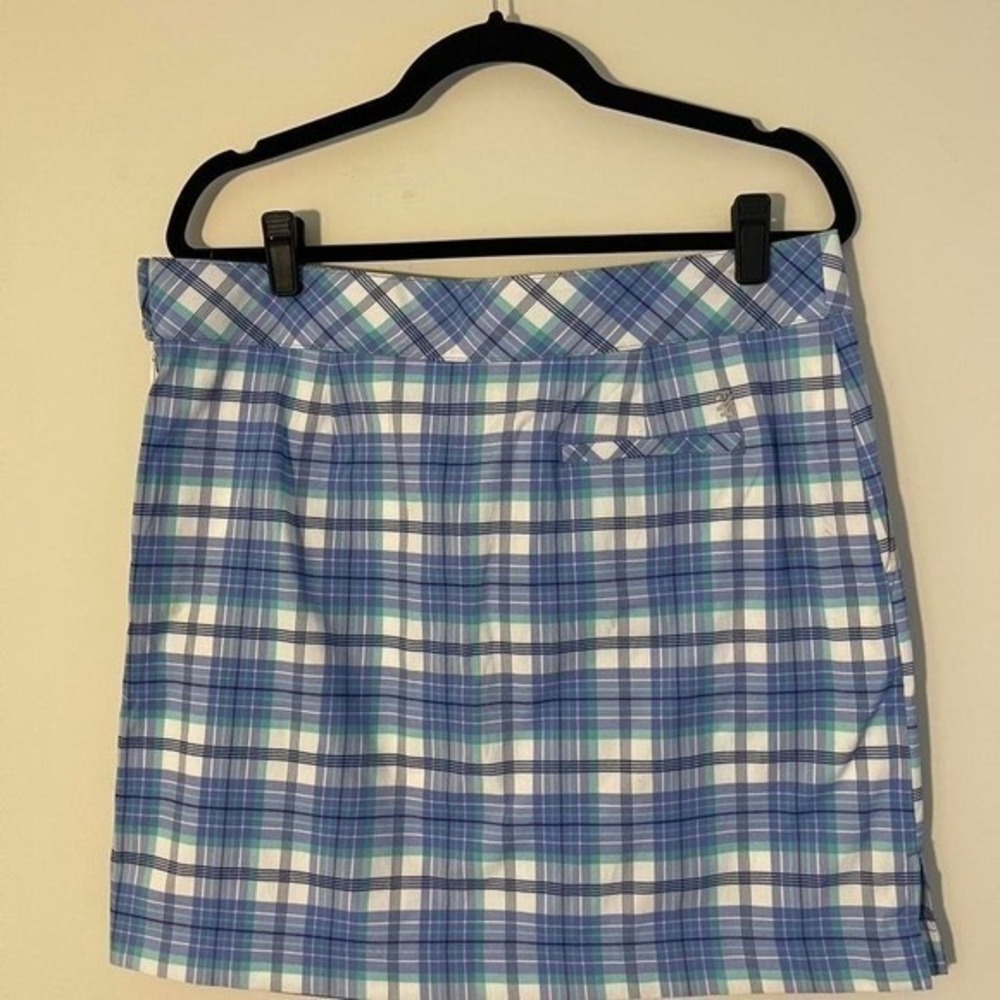 Izod plaid golf skirt in blue and green poly/spandex with built in shorts 10